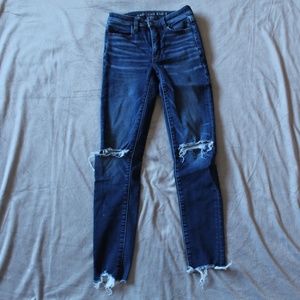 Size 2 American Eagle Ripped Skinny Jeans Next Level Stretch